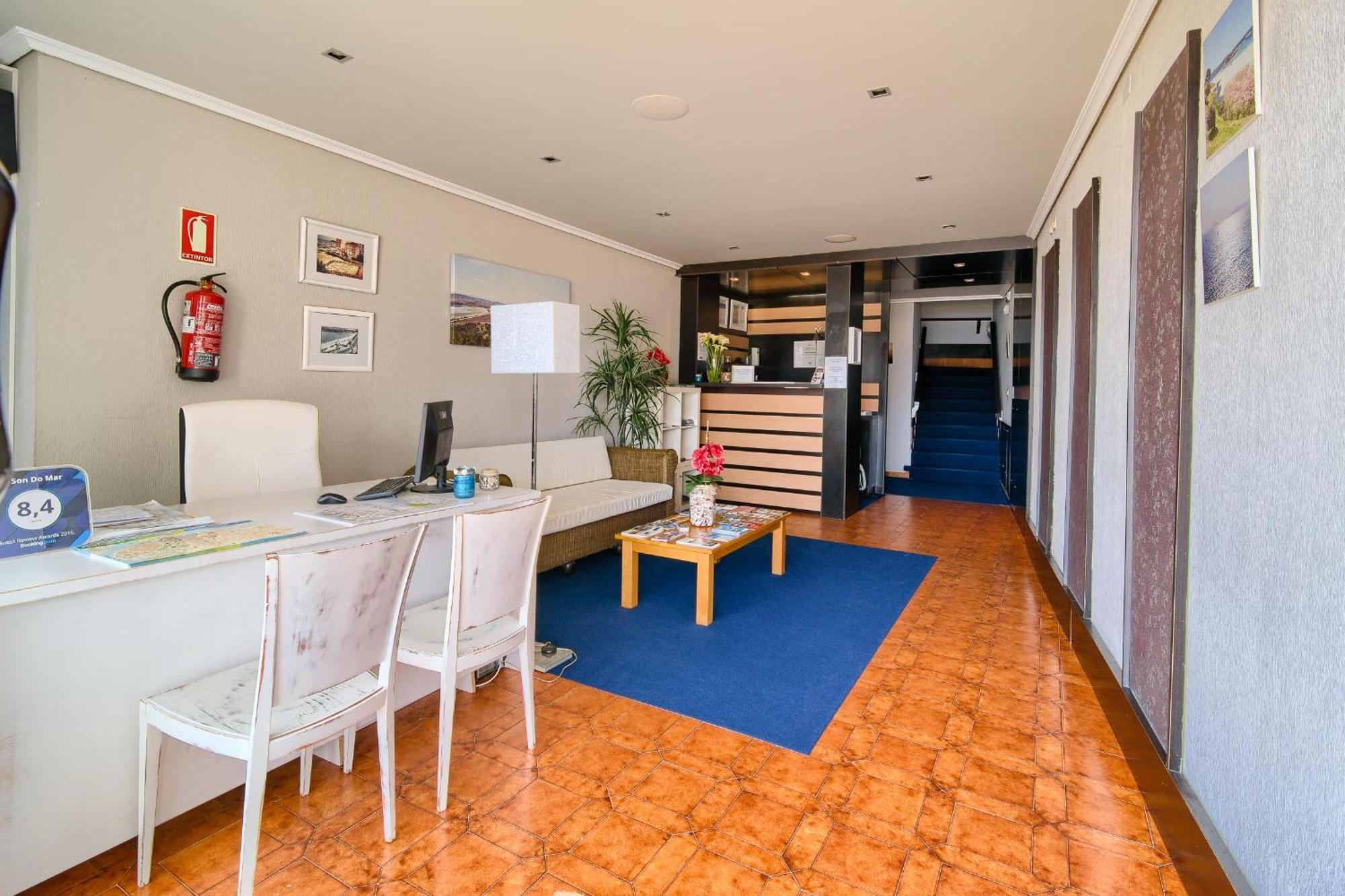 Double or Twin Room Sea View Ground Floor