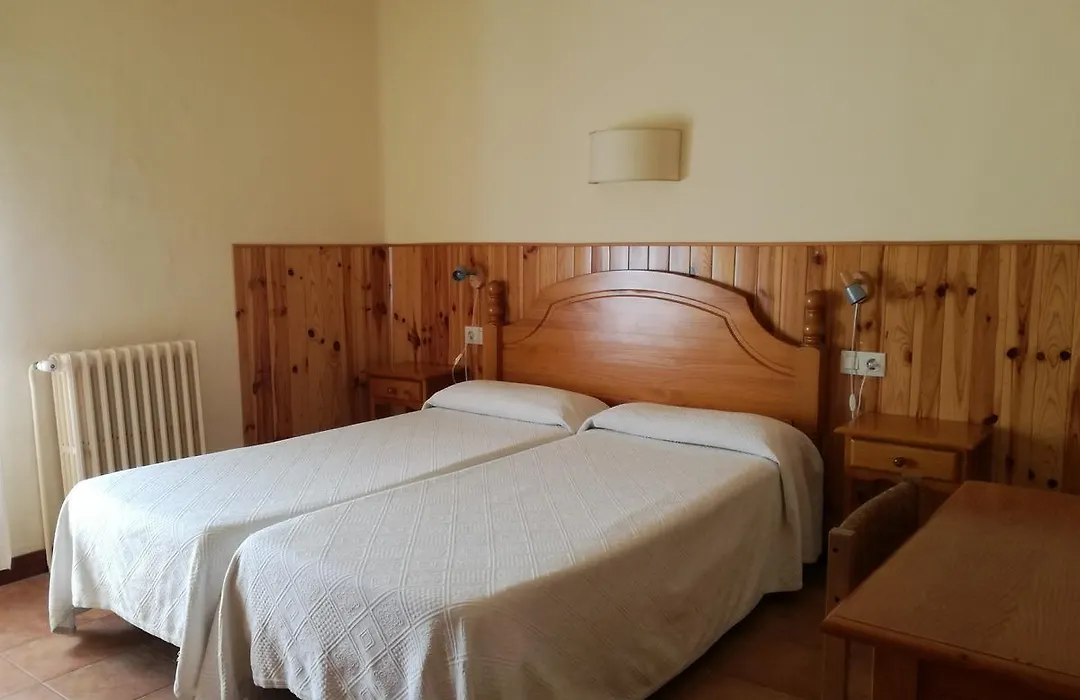 Hostal La Catalana-1