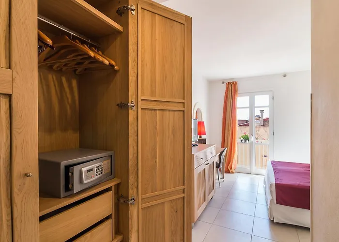 Boutique Hotels in Carloforte (Isola di San Pietro)