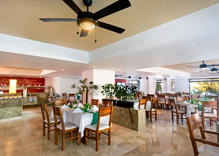 Flamingo Cancun All Inclusive