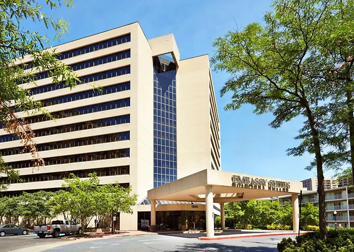 Embassy Suites By Hilton Crystal City National Airport Arlington