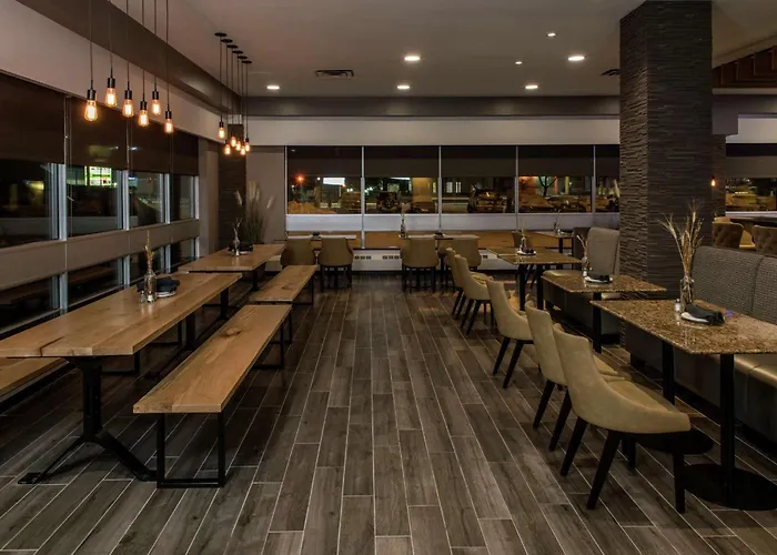 Hilton Winnipeg Airport Suites