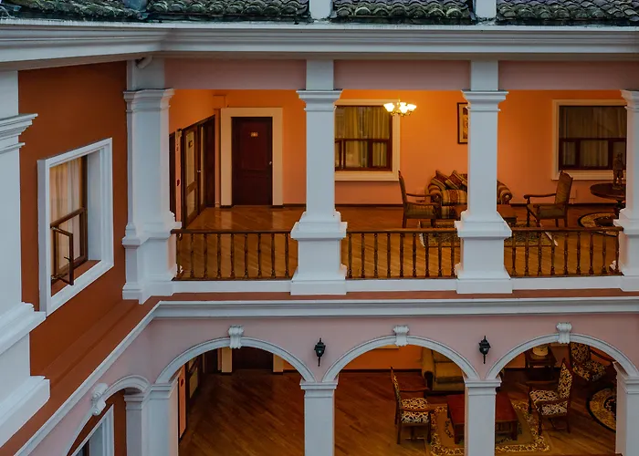 Hotel Patio Andaluz Quito