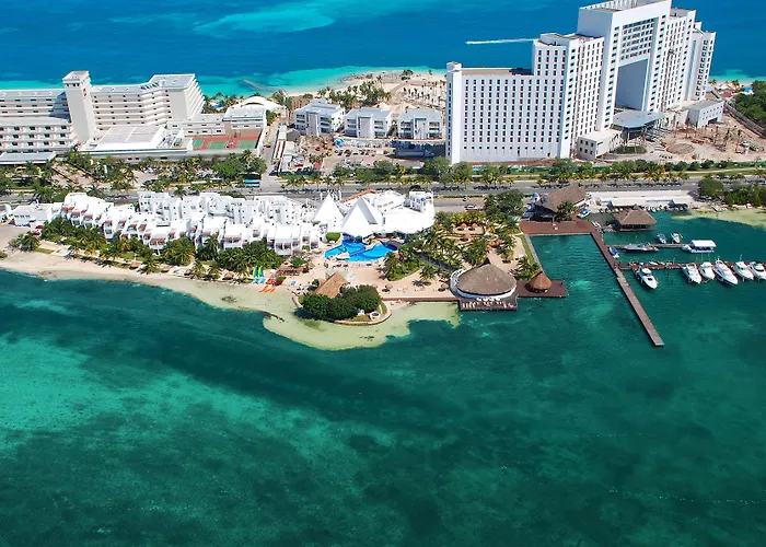 Sunset Marina & Yacht Club Hotel Cancun