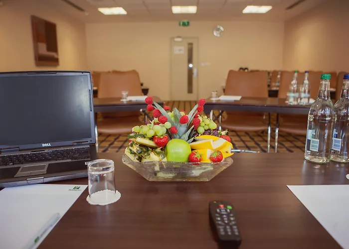 Holiday Inn London Gatwick - Worth By Ihg Copthorne 