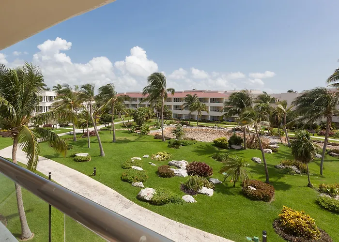 Moon Palace Cancun Alfredo V. Bonfil