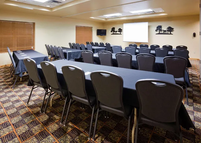 Americinn By Wyndham Fargo Medical Center