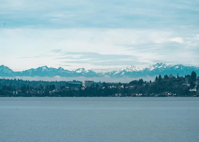 The Woodmark Hotel & Still Spa On Lake Washington Kirkland
