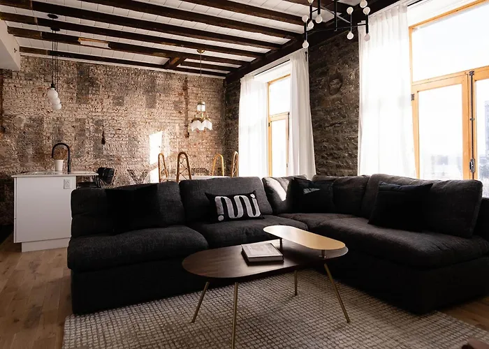 Maison Place Royale By Luxury In Transit Montreal