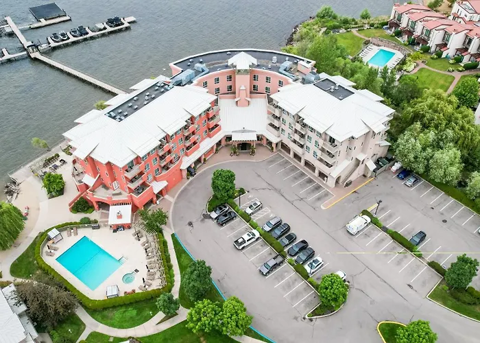 Manteo At Eldorado Resort Kelowna