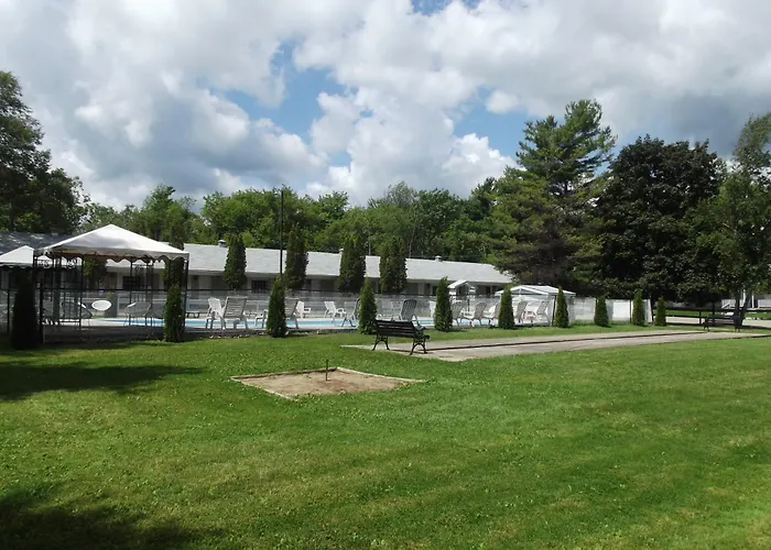 Boutique Hotels in Gananoque