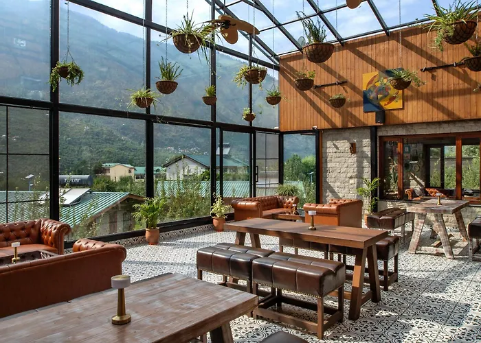 Larisa Resort Manali
