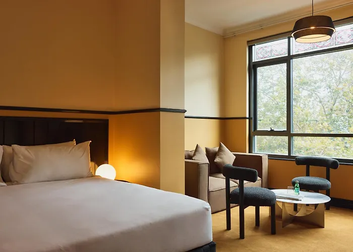 Hotel Diplomat Sydney