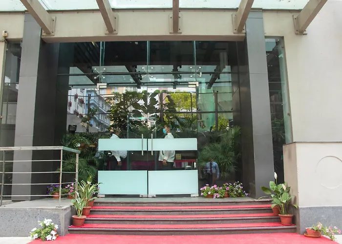 Park Prime Kolkata Hotel
