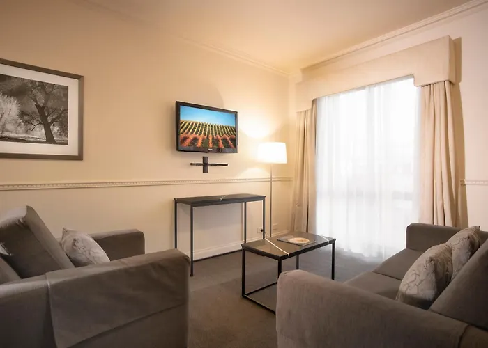 Majestic Tynte Street Apartments Adelaide