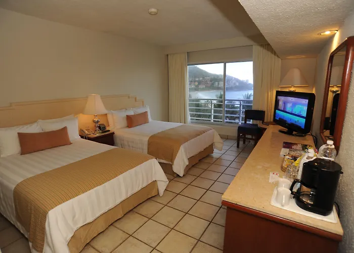 Emporio Ixtapa Hotel