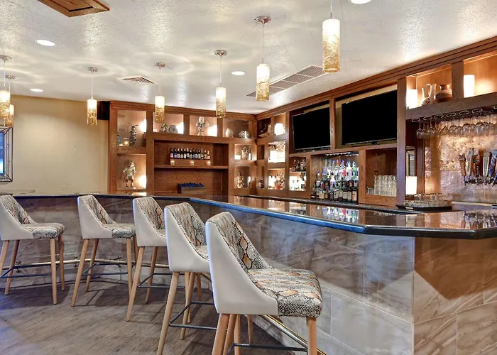 Doubletree By Hilton Phoenix- Tempe