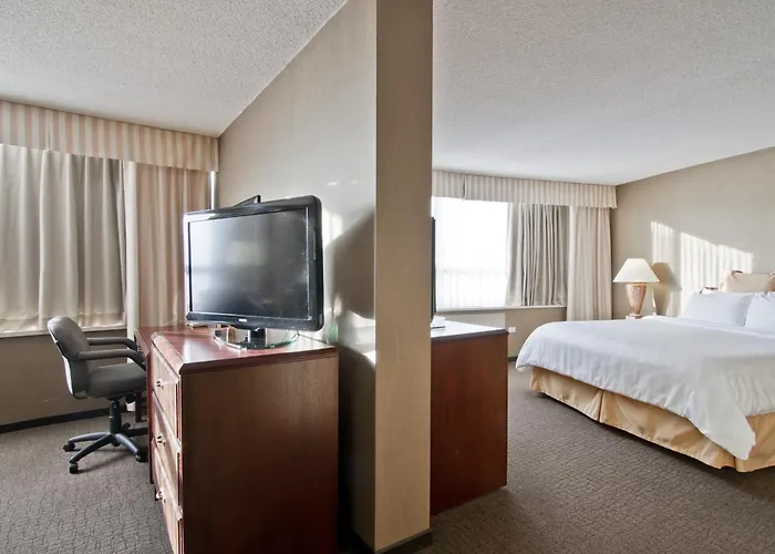 Chateau Lacombe Hotel Edmonton