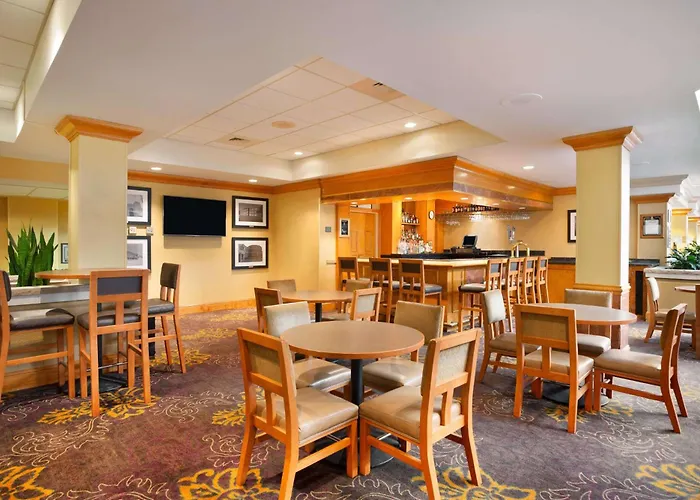 Embassy Suites By Hilton Greensboro Airport