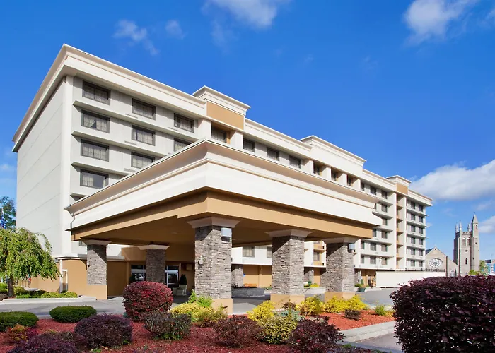 Holiday Inn Niagara Falls State Park Entry By Ihg