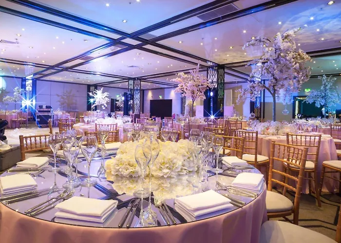 Hilton London Gatwick Airport Hotel Horley 