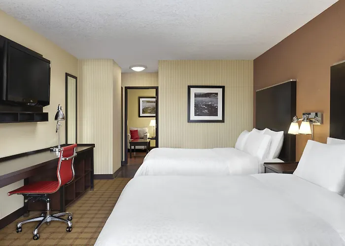 Four Points By Sheraton Hotel & Suites Calgary West