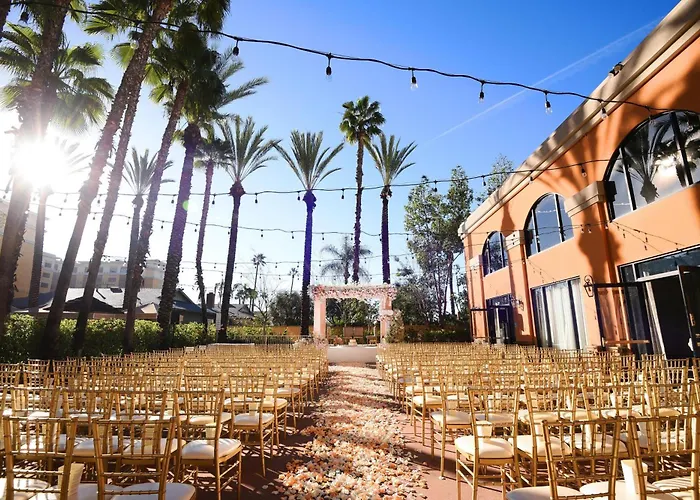Boutique Hotels in Garden Grove