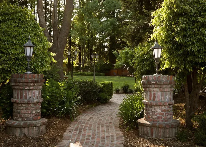 Harvest Inn St. Helena