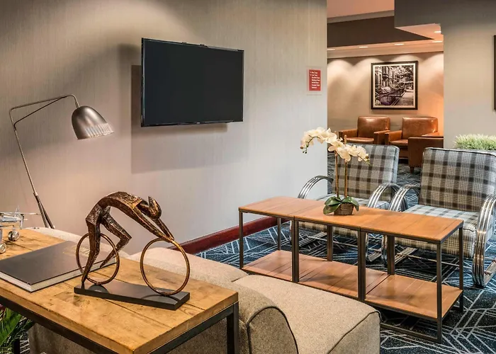 Four Points By Sheraton Boston Logan Airport Revere