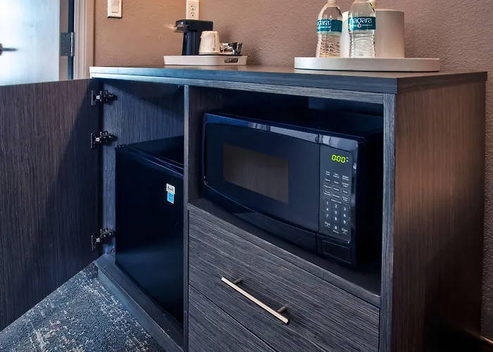 Hampton Inn & Suites By Hilton- Newark Airport Elizabeth