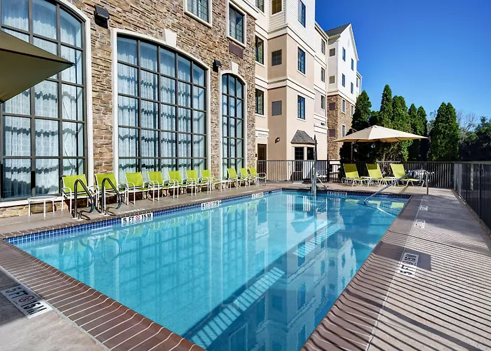 Boutique Hotels in Eatontown