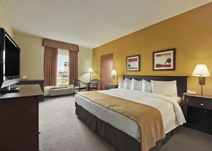 Super 8 By Wyndham Barrie South Hotel