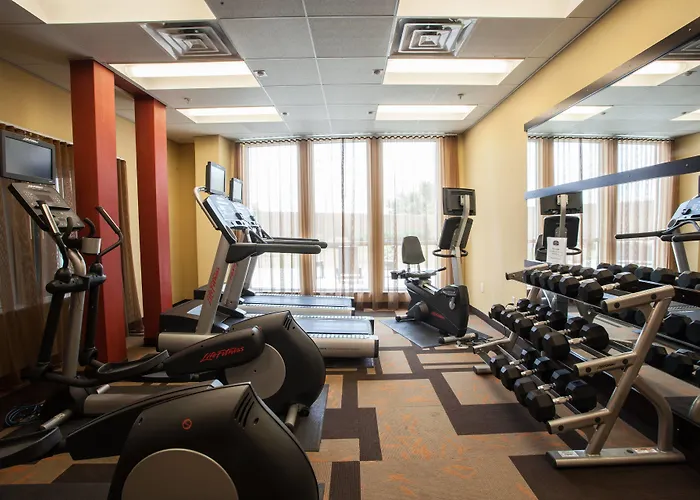 Courtyard By Marriott York Hotel