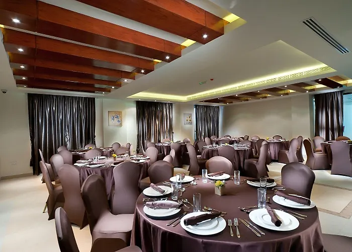 Al Hail Waves Hotel Managed By Centara Muscat