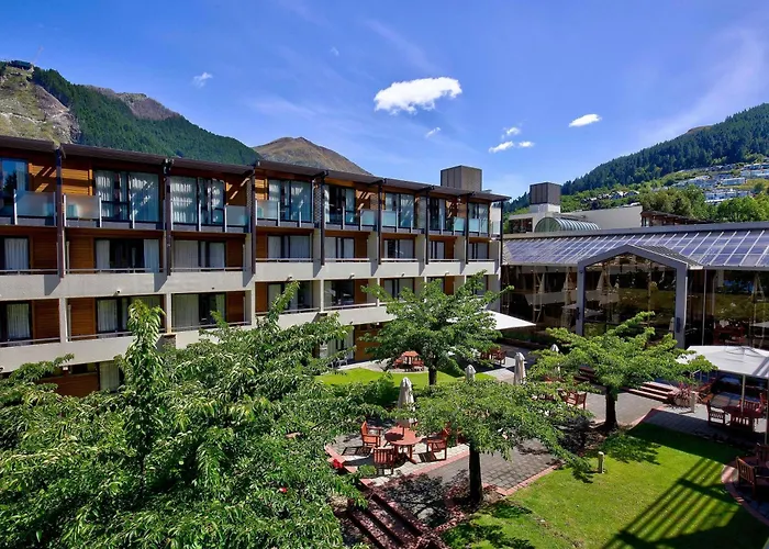 Novotel Queenstown Lakeside