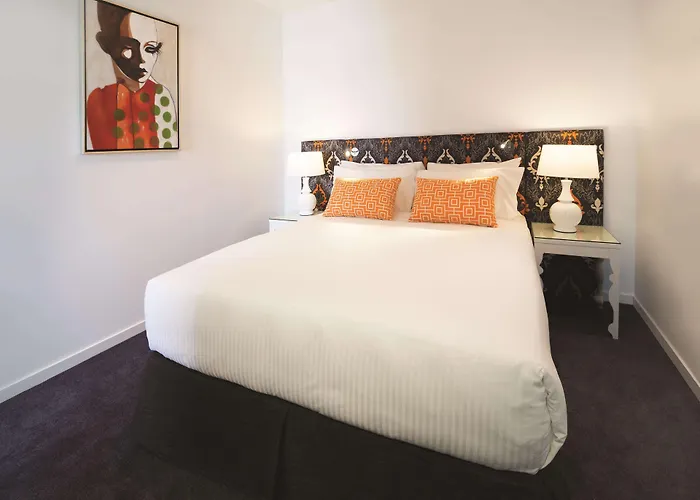 Oaks Melbourne South Yarra Suites