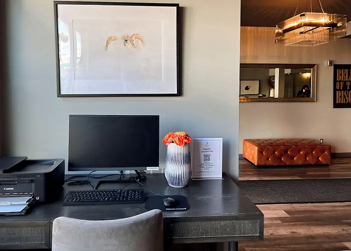 Edgewater Hotel Whitehorse