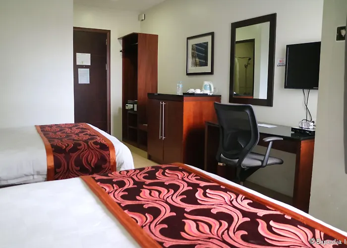 Avenue Suites Bacolod