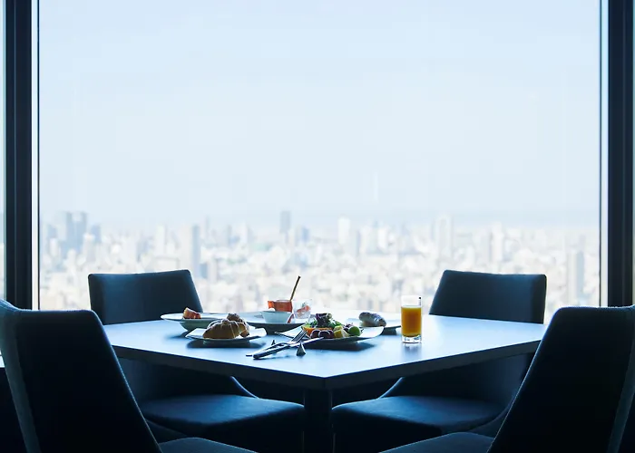 Art Hotel Osaka Bay Tower