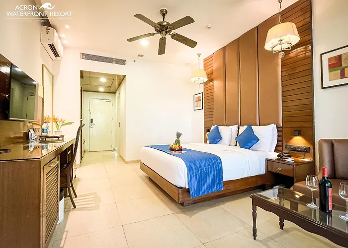 Acron Waterfront Resort Baga