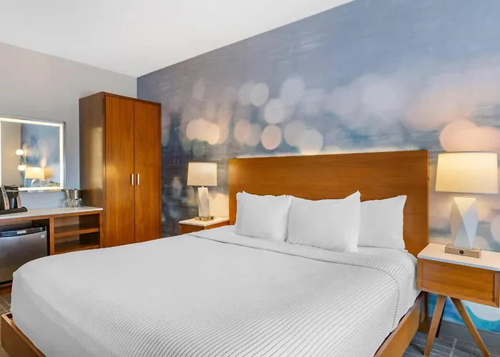Cambria Hotel Lax El Segundo