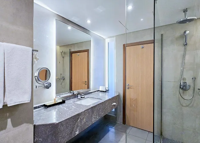 Wyndham Garden Ajman Corniche Hotel