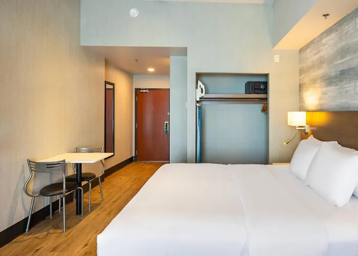 Boutique Hotels in Levis