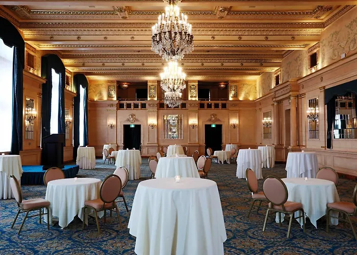 The Fort Garry Hotel, Spa And Conference Centre, An Ascend Collection Hotel Winnipeg