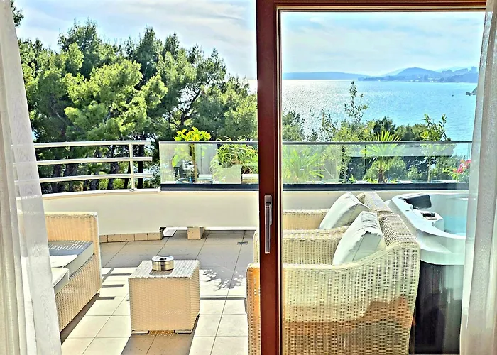 Boutique Hotels in Podstrana
