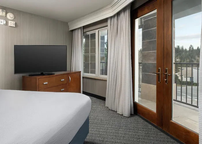 Courtyard By Marriott Seattle Kirkland Hotel
