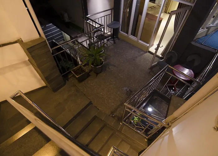 Hotel Salon Fora & Cafe Bandung