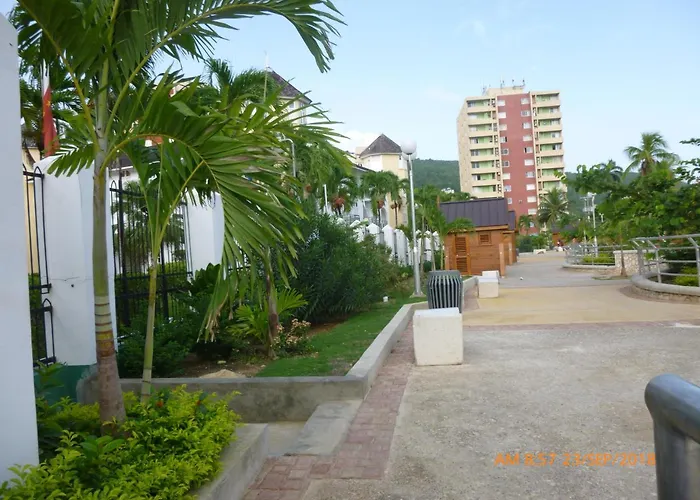 Sandcastles Holiday #C9 Ocho Rios